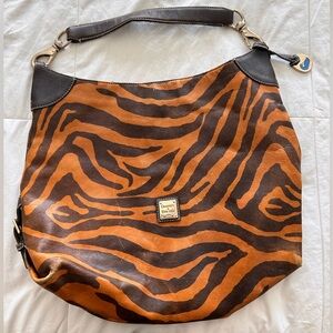 Dooney & Bourke Handbag Purse Tiger Animal Print In Black/Brown W/Gold Hardware